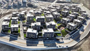 İstanbul Başakşehir Hoşdere Vadi Evleri genel altyapı ve yol yapım çalışmalarını gösteren havadan görünüm